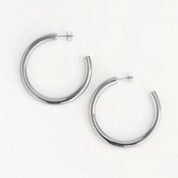 00-30 Pendientes aros de mujer en plata de ley lisa modernos y elegantes