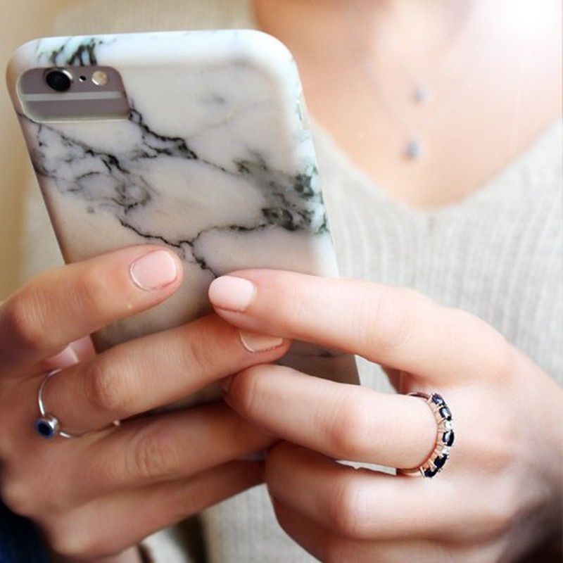 01-162747B Media alianza mujer de oro blanco con brillantes y zafiros