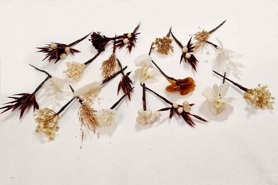 20 Alfileres de Flores Surtidas para el Pelo