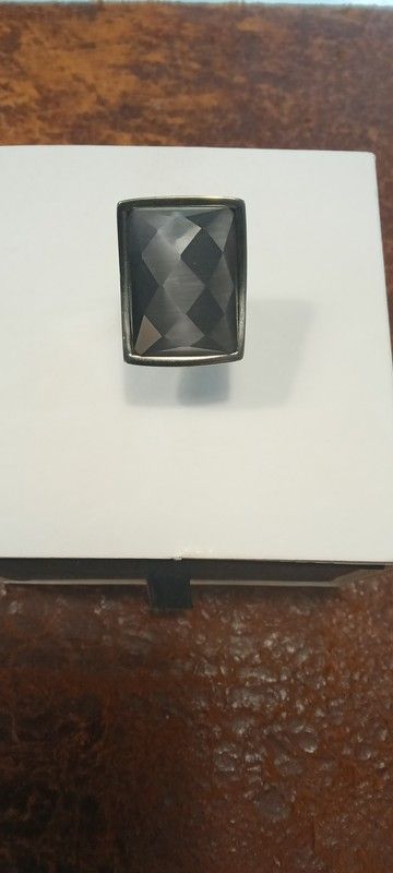 33-01 Anillo de mujer de acero con piedra cuarzo facetado