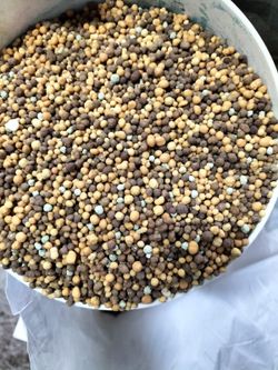 Abono para árboles, trepadoras y todo tipo de arbustos