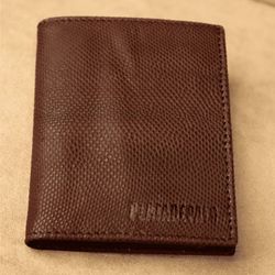 ACS037M Cartera Plata de Palo de Hombre Soares de piel marrón moderna y funcional