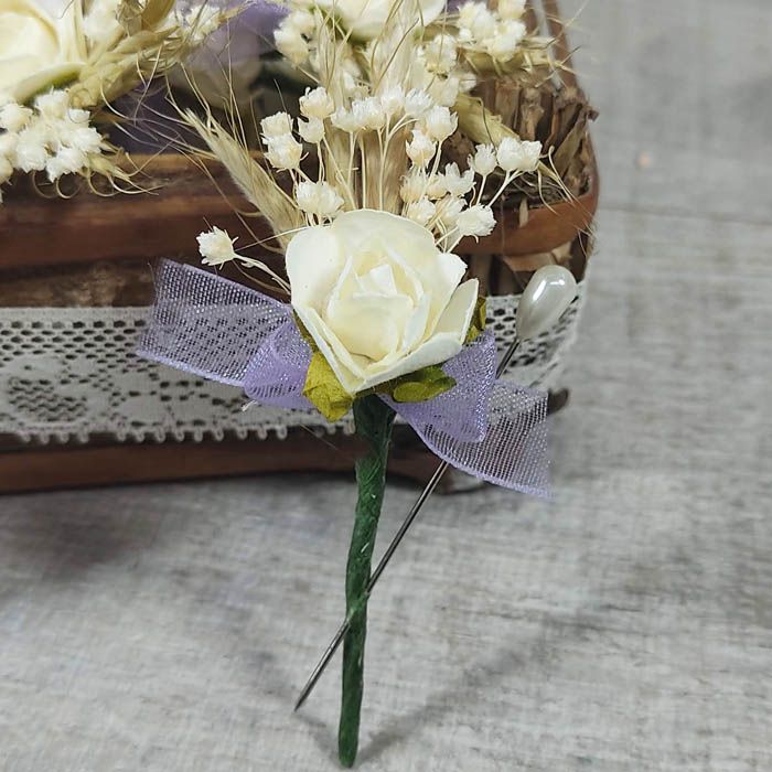 Alfiler Rosa Blanca y Paniculata