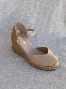 Alpargata de cuña beige
