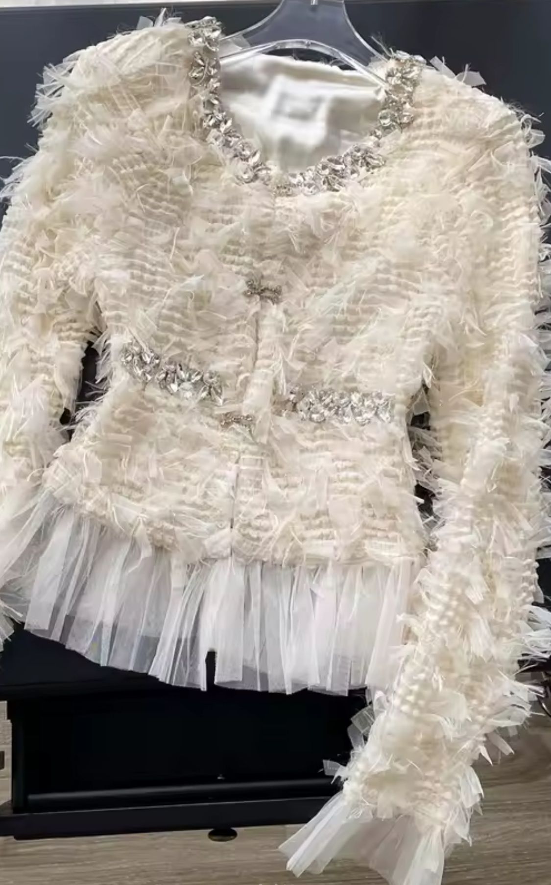 Americana modelo Ifara