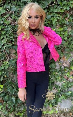 Americana modelo Laura