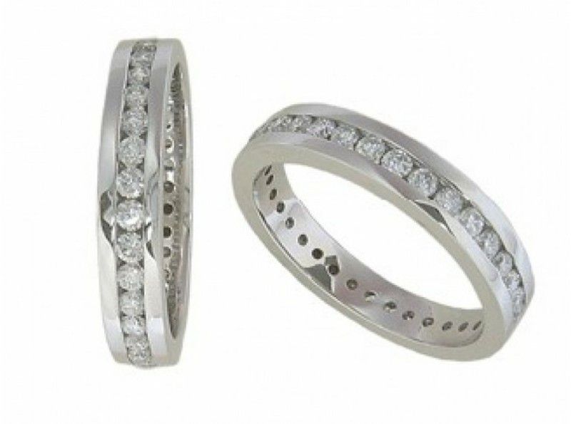 Anillo Oro Blanco 18 kts Diamantes Brillantes 0.57-0,66 cts 019002