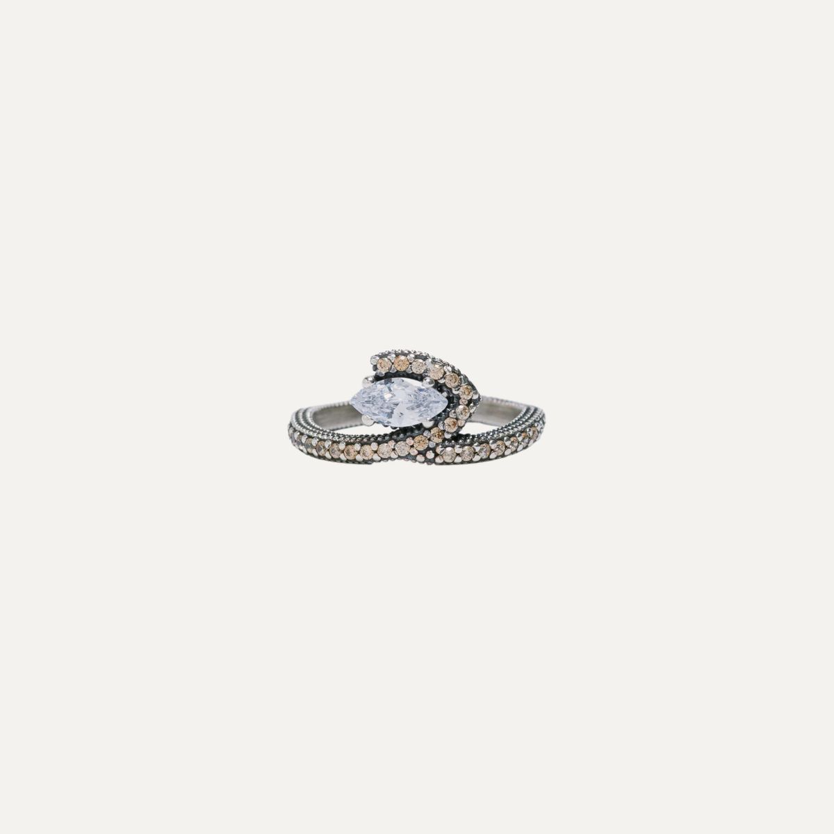 Anillo SUNFIELD de Plata Emma Oval. AN065451