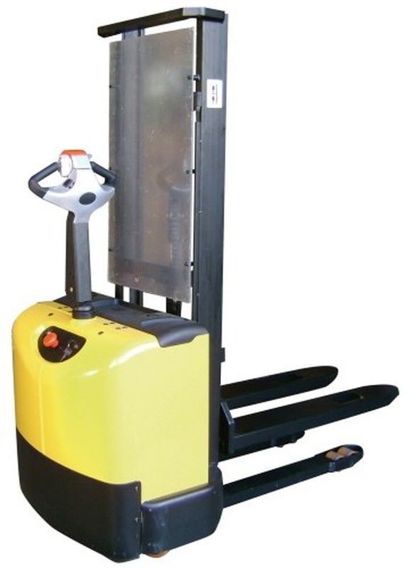 Apilador electronico 1600 kg eleva a 4500 mm 16023