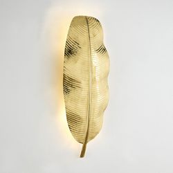 Aplique de metal dorado, 34 x 15 x 91 cm | Leaf