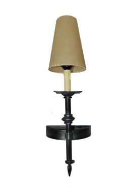 Aplique en forja artesana con pantalla pergamino