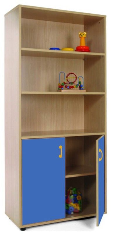 Armario y estantería