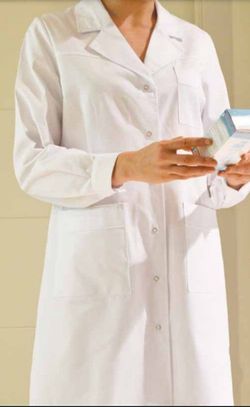 Bata blanca de manga larga de MUJER