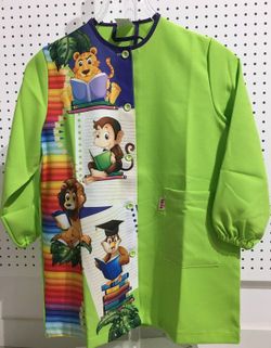 Bata verde botones dibujo animales