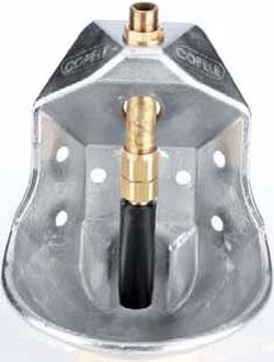 Bebedero empujador para ovino