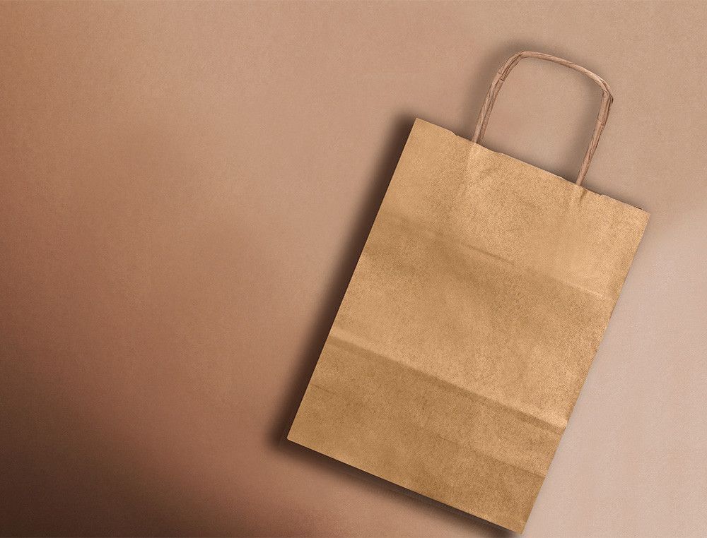 Bolsa papel q-connect kraft natural liso xs con asa retorcida 180x240x80 mm