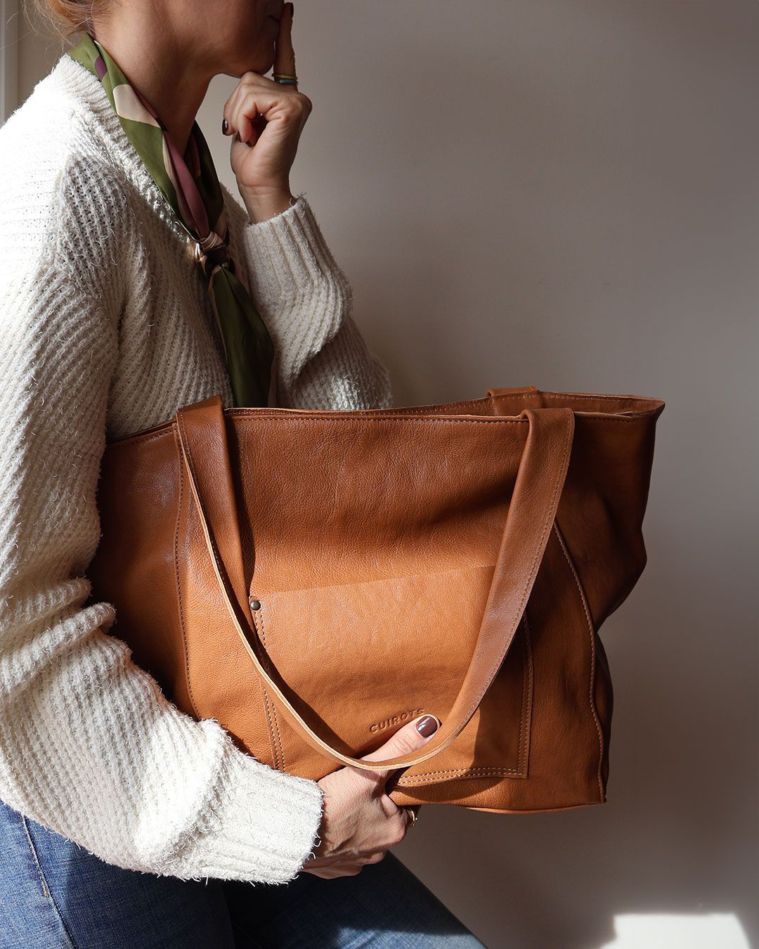 Bolso de hombro grande CUIROTS Evelyn