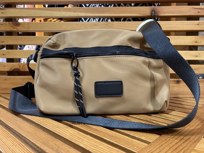 Bolso pequeño cruzado Varis Xxxx