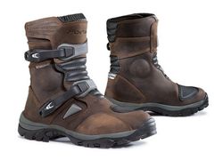 Botas forma adventure low