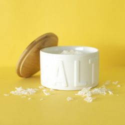 Bote para sal en escamas Salt bambú Balvi Idea Regalo