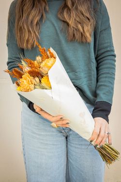 Bouquet Flourish Delighted Rust