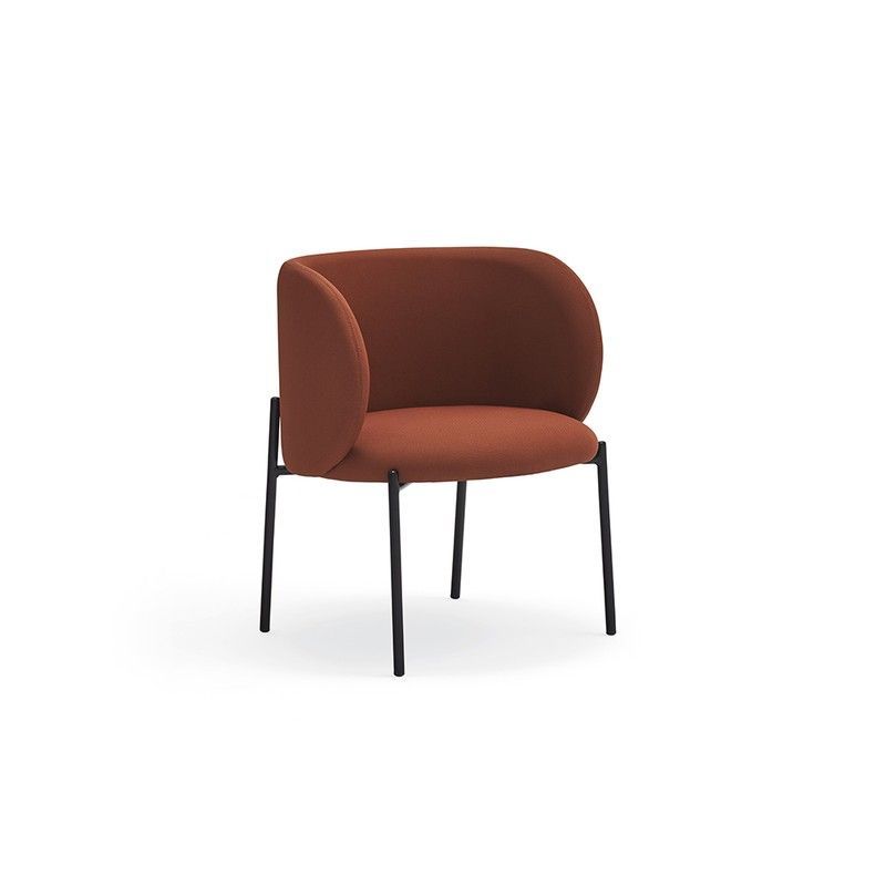 Butaca de tejido y metal en teja, 65 x 60 x 74 cm | Mogi