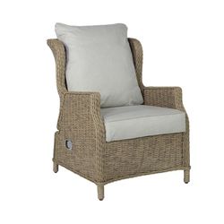 Butaca relax de aluminio y ratán sintético en natural, 68 x 87 x 111 cm | Oregón