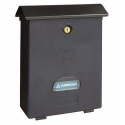 Buzon classico de plastico Arregui. Color negro.
