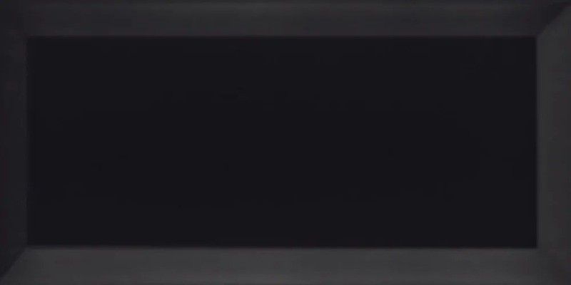 Caja Azulejo biselado Negro Brillo 10x20 cm Ribesalbes