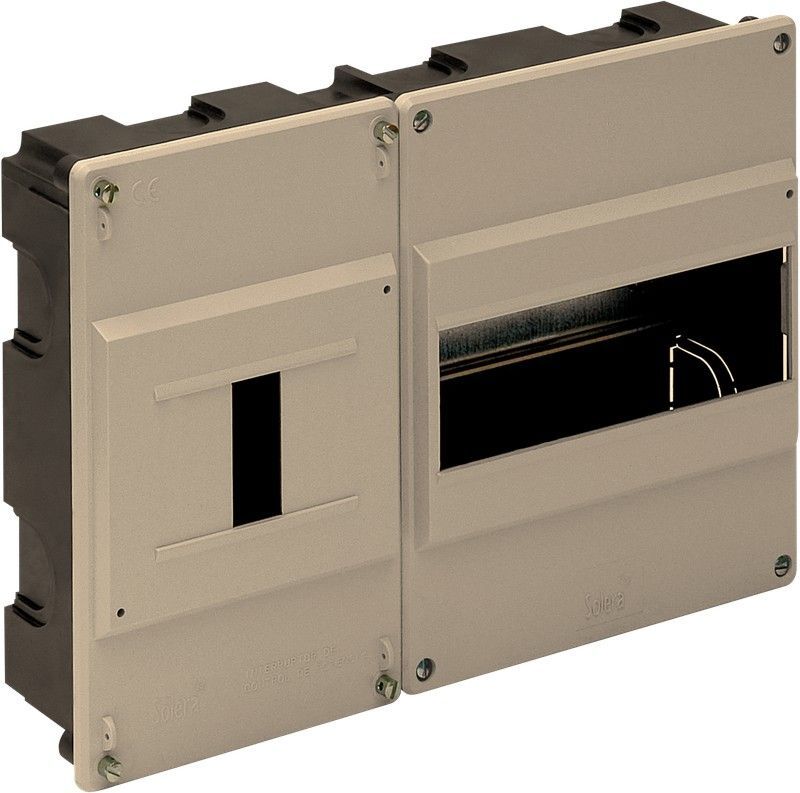 Caja de distribución de empotrar para 7 elementos + 4 precintables.