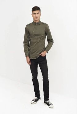 Camisa Cierre Lateral Kaki Hombre