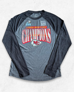 Camiseta de Manga Larga NFL Kansas City Chiefs Super Bowl LVII Champions Gris M