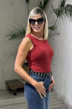 Camiseta sin mangas granate