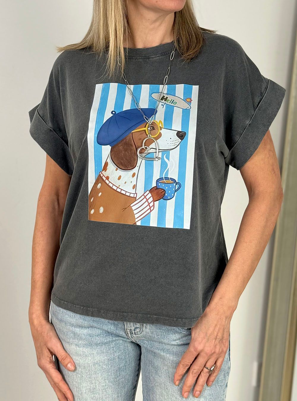 Camiseta Teckel de perfil negra