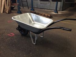 Carretilla Galvanizada 90 L