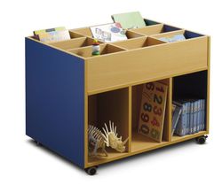 Carro de juegos escolar en distintos colores