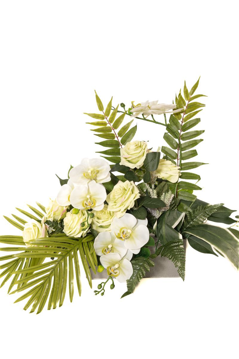 Centro de flores para tumbas de cementerio en color blanco