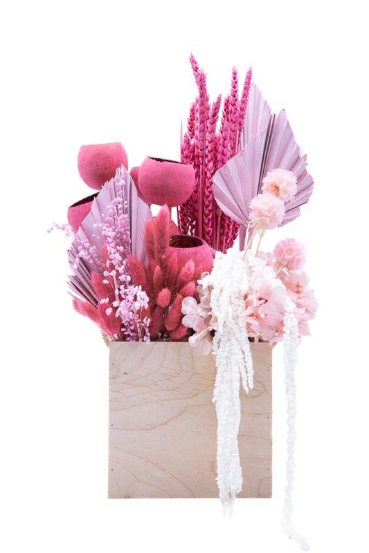 Centro natural rosa en caja de madera. Elegancia Floral