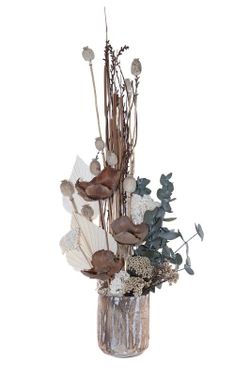 Centro rústico en madera con flores secas en tonos naturales