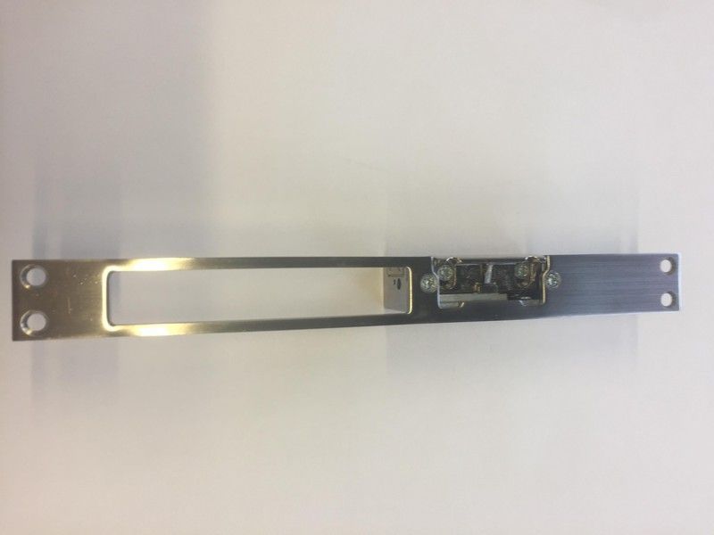 Cerradero elec. Fr. largo impul+desbloq. C.c 12v inox