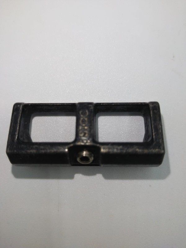 Cerradero fijo metalico doble universal