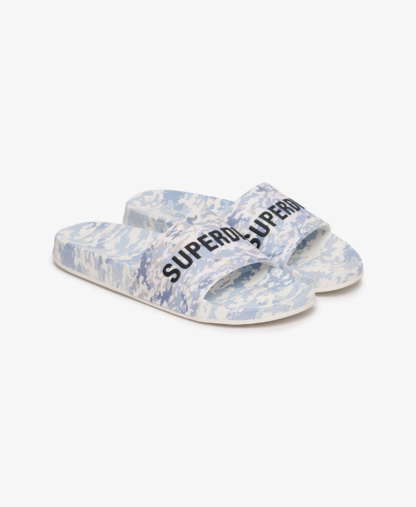 Chancla de pala con estampado camuflaje urban y letras branding y letras branding contrastadas Superdry White