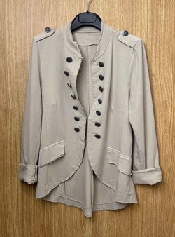 Chaqueta domadora militar beige