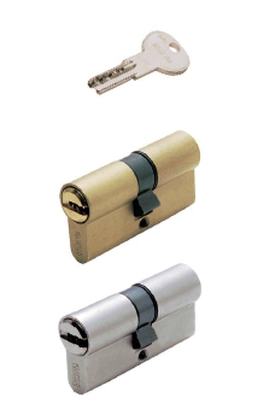 Cilindro /bombín Seguridad R6 níquel con Pomo leva Larga (con lado 30).