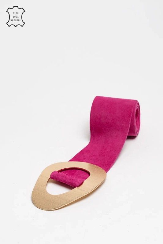 Cinturón De Serraje Fucsia Con Hebilla Grande