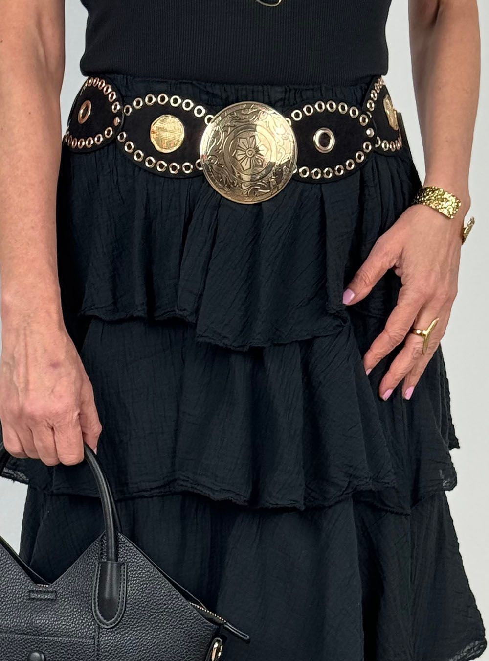 Cinturón discos ovalados negro-dorado