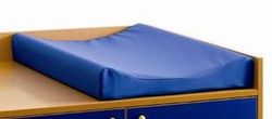 Colchoneta de 70 x 50 cms en color azul para cambiador