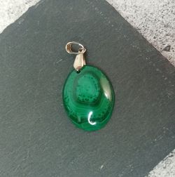 Colgante de Malaquita ovalado