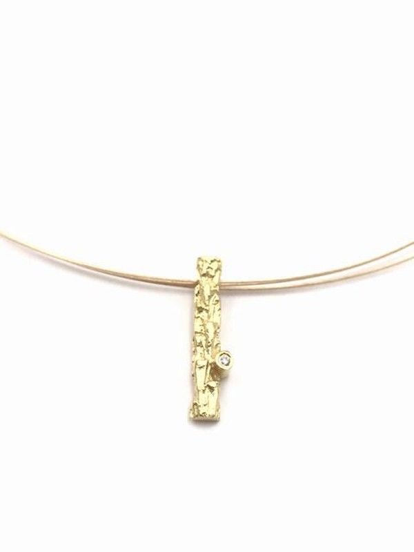 Colgante en plata de ley chapado oro Trunk con Brillante