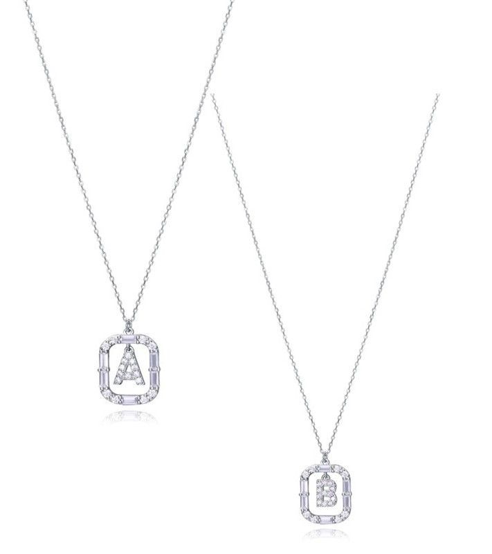 Colgante Viceroy Elegant con inicial en plata de ley rodiada